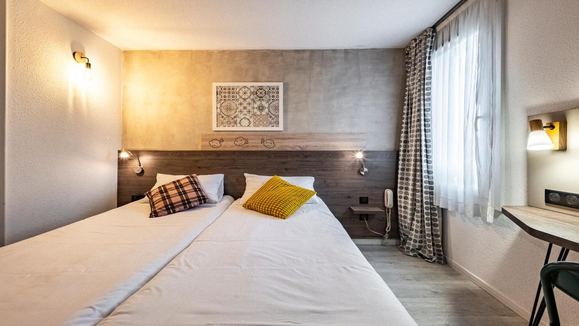 Greet Hotel Massieux Lyon Nord Exterior photo