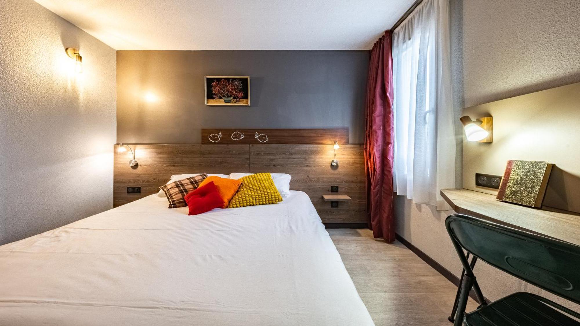 Greet Hotel Massieux Lyon Nord Exterior photo